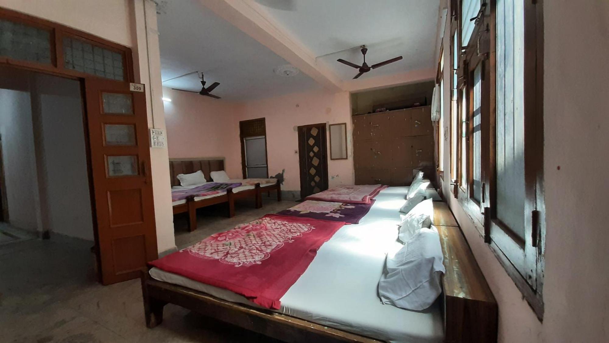 Subhadra Guest House มถุรา ห้อง รูปภาพ
