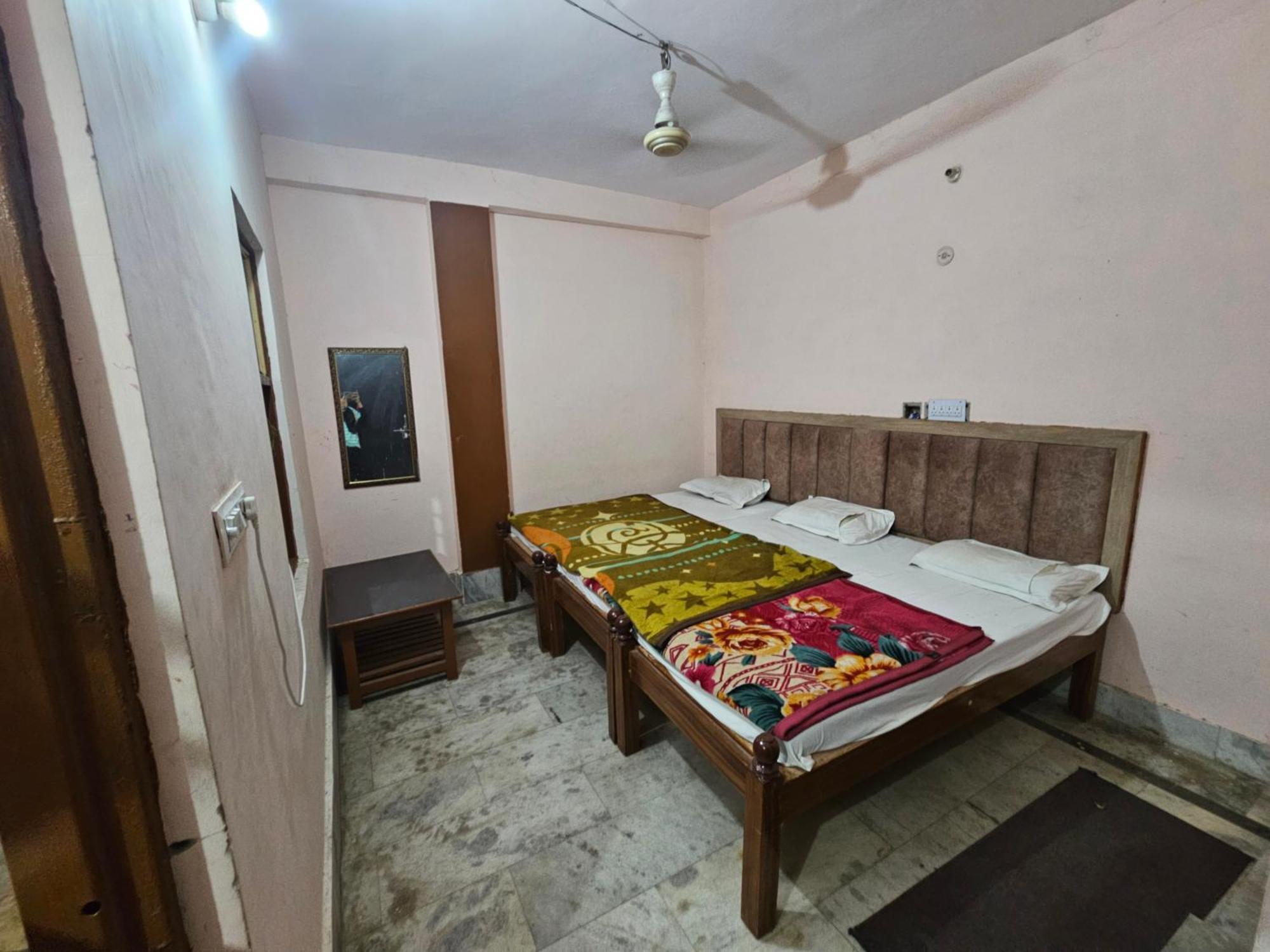 Subhadra Guest House มถุรา ห้อง รูปภาพ
